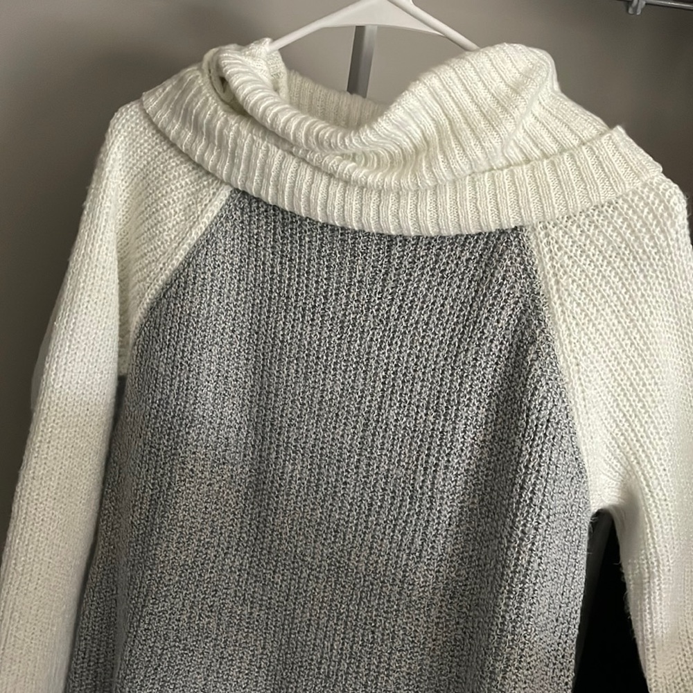 Grey and white turtle neck